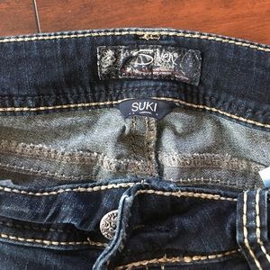 Woman’s Silver Suki Jeans